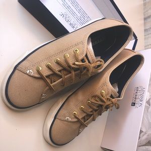 SPERRY SEACOAST TAN CASUAL SNEAKER 7.5 with BOX